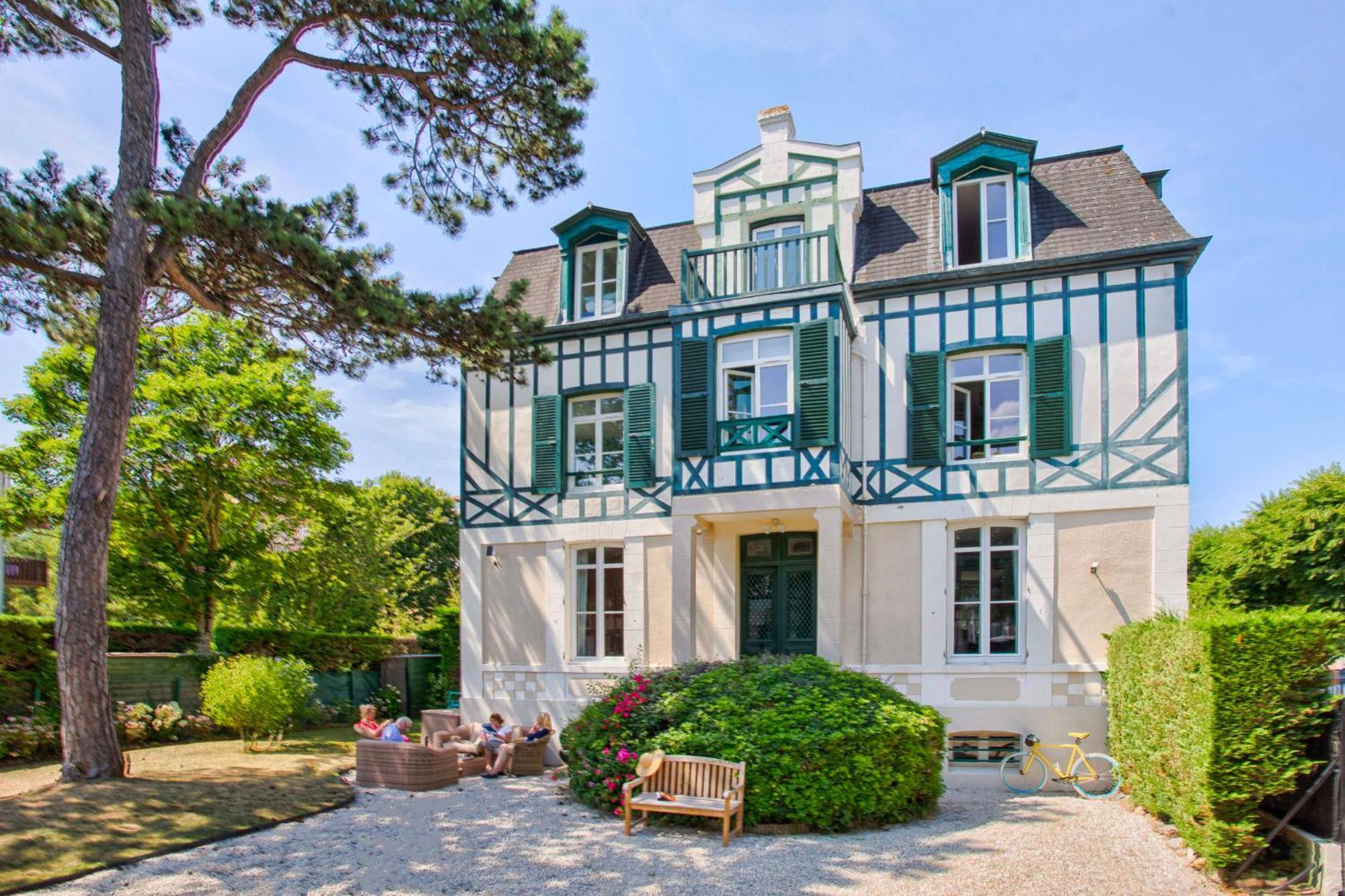 La Villa Chloe - Proche Plage - Face Au Royal - Deauville Exterior photo